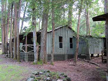 cabins at elkmont